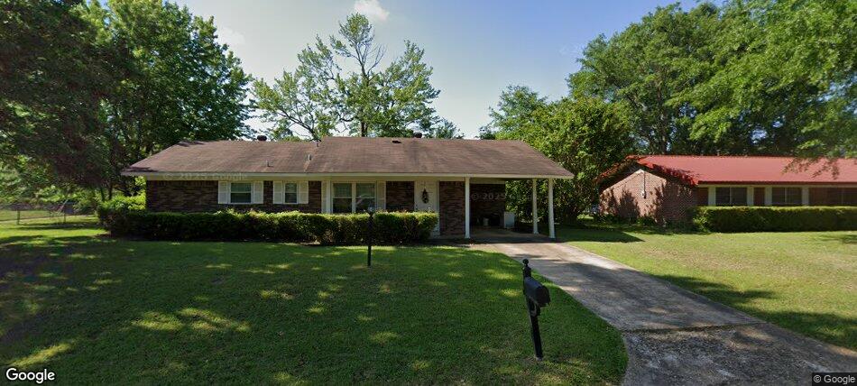 300 West Greenfield