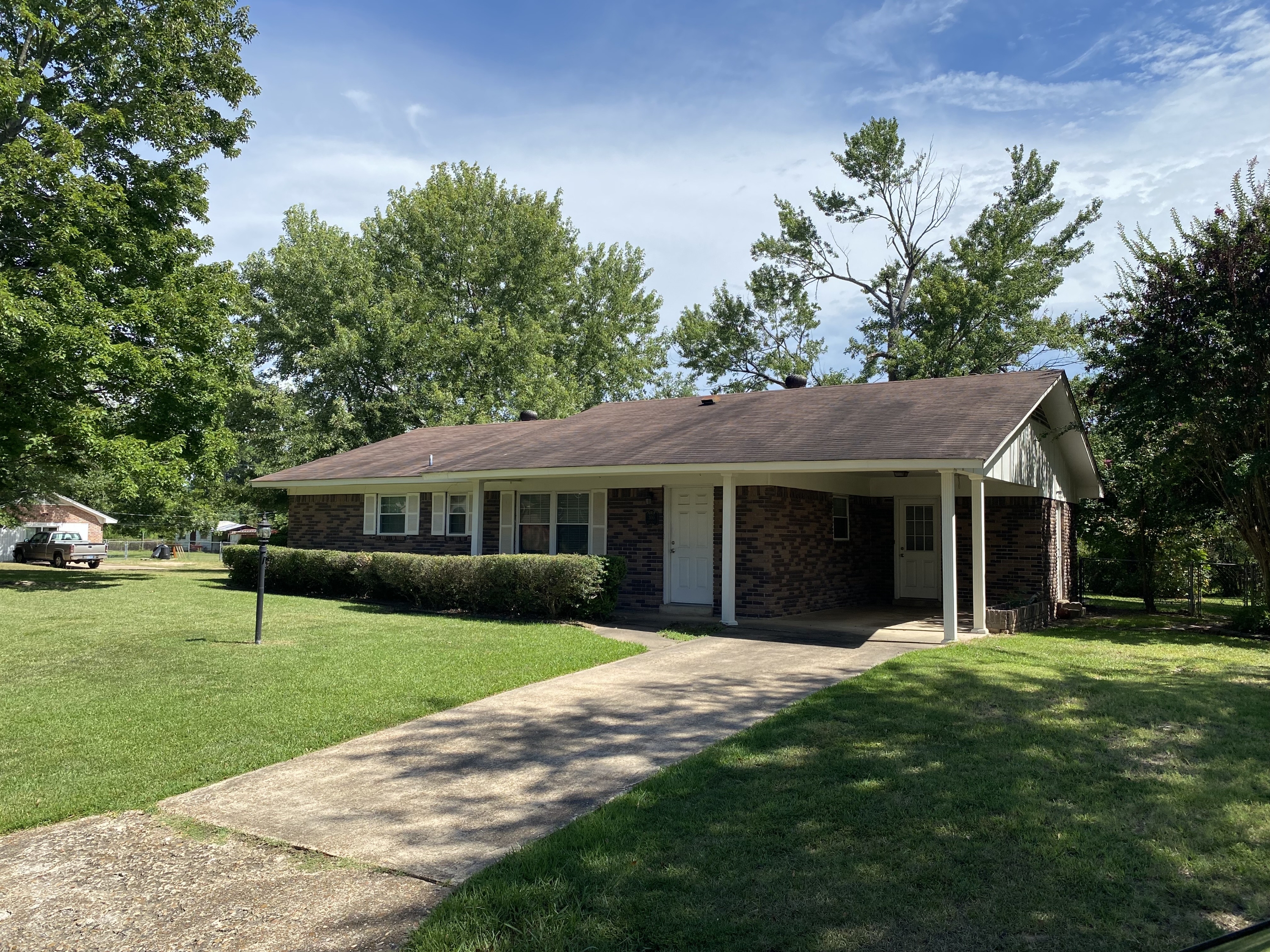 300 West Greenfield